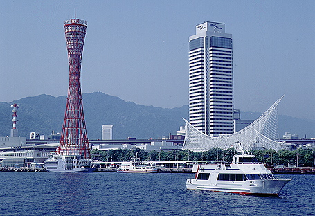 http://www.suzukishoten-museum.com/blog/images/kobeminato.jpg