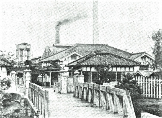 http://www.suzukishoten-museum.com/blog/images/t10gorosagabosekiseimon.png